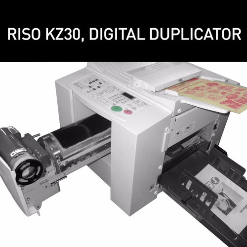 Imagen 3 de 3 de Duplicador Riso Kz30