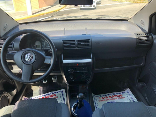 Imagem 2 de 10 de Volkswagen Crossfox 1.6 Flex 5p