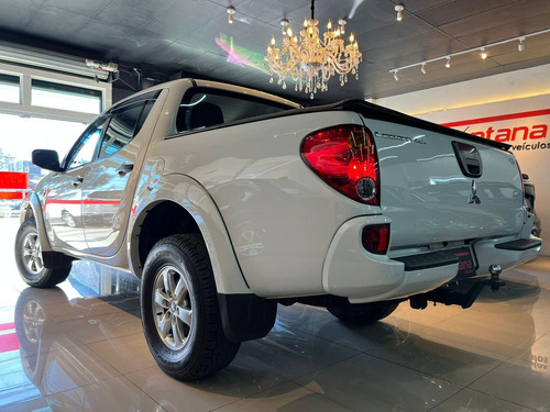 Imagem 9 de 15 de Mitsubishi L200 Triton Hls 2.4 Flex 16v Cd Mec.