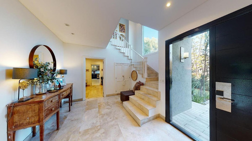 Impecable Casa En Santa Bárbara En Una De Las Islas! Tour Virtual.