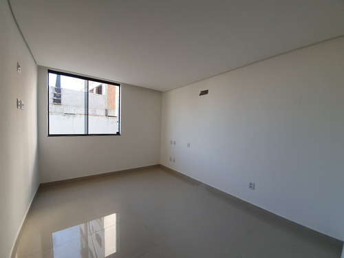 Apartamento Com Área Privativa Com 3 Quartos Para Comprar No Jardim Riacho Das Pedras Em Contagem/mg - 7870
