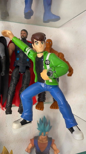 Figura / Americana / Ben 10 / Alíen Force