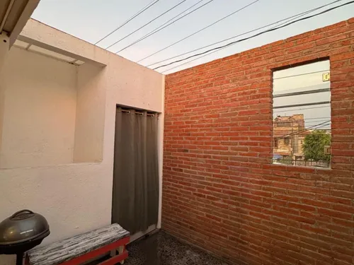 Casa Con Local En Venta