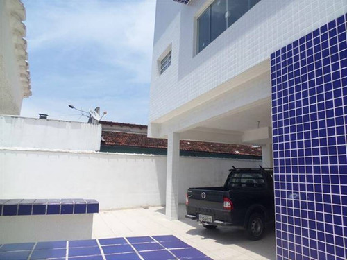 Imagem 1 de 30 de Sobrado Duplex Novo 3 Domitorios 2 Suites No Parque Bitaru Em São Vicente. - Hm2317