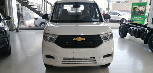 Imagen 12 de 15 de Chevrolet Van Carga N400