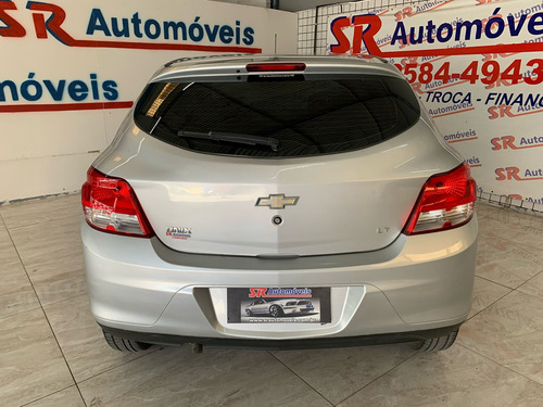 Chevrolet Onix Onix 1.0 LT SPE/4
