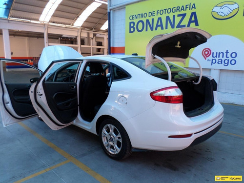 Imagen 11 de 25 de Ford Fiesta 2014