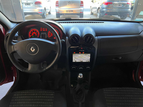 Imagen 11 de 14 de Renault Sandero 2015 1.6 Privilege Nav 105cv