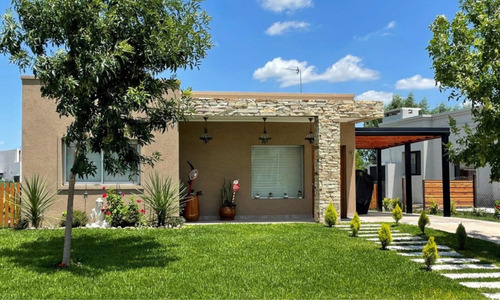 Imagen 2 de 12 de Venta A Estrenar En Santa Elena 633