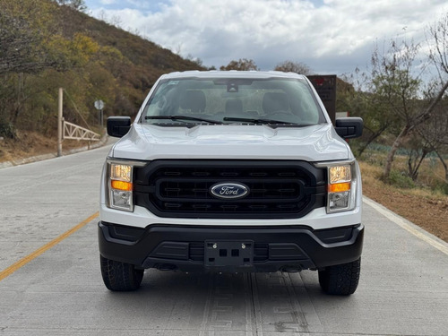 Ford F-150 5.0l Doble Cabina V8 4x2 At