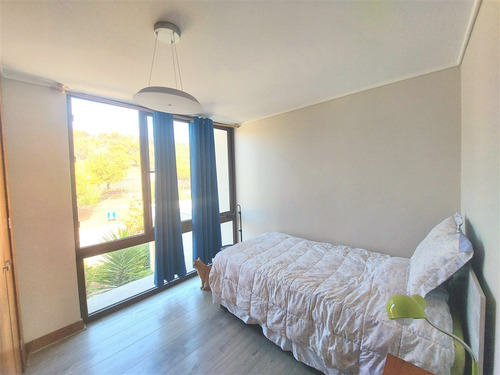Casa En Venta De 4 Dorm. En Lo Barnechea