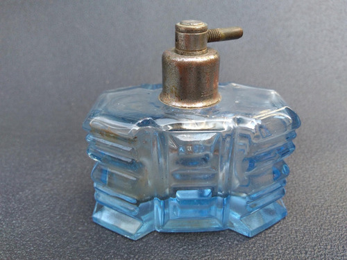Gotica: Botella Perfume Azul Faceta Cj03p2 Pfmr0 Zox