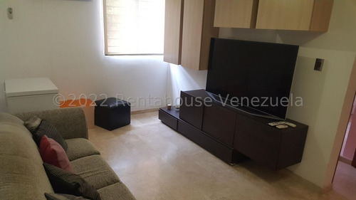 Imagen 14 de 17 de Venta Apartamento Colinas De La Tahona 22-21677