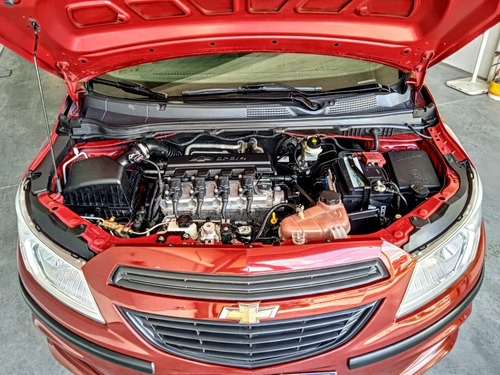 Imagen 10 de 11 de Chevrolet Onix 2018 1.4 Joy Ls + 98cv