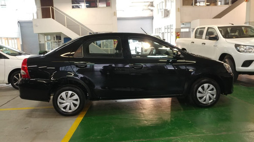 Toyota Etios 1.5 Sedan X