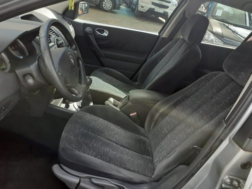 Imagem 7 de 9 de Megane Sedan 2.0 Dynamique Sedan 16v Gasolina 4p Manual
