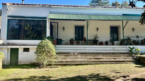 Casa En Venta, 6 Dormitorios, 5 Baños, Pileta, 4 Hectáreas. Tanti