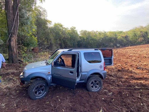 Imagem 13 de 15 de Suzuki Jimny 2012