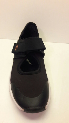 Zapatillas Hush Puppies Negras - Talle 35