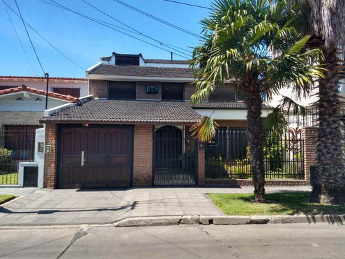 Chalet En Venta En Haedo Norte