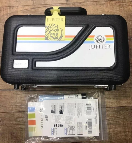 Clarinete Jupiter Jcl 700n Abs Em Bb Com Case C/nf