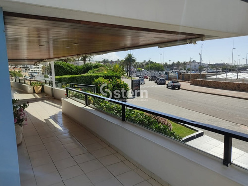 Venta Apartamento 4 Dormitorios, Puerto-peninsula, Punta Del Este- Ref: 1589