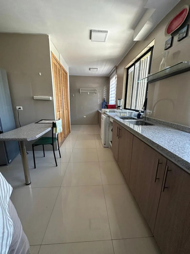 Hermoso Departamento En Las Condes 3 Dormitorios 2b 1e