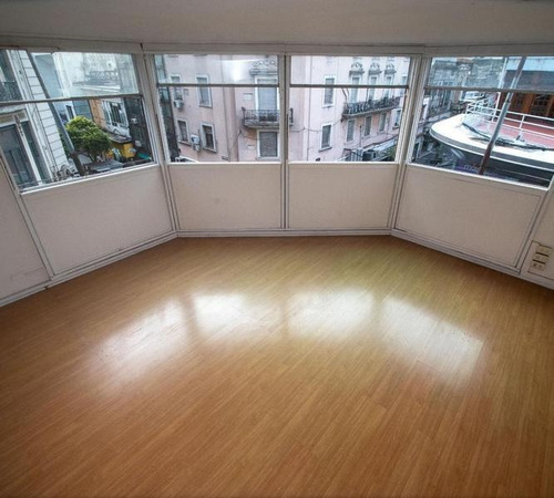 Imagen 11 de 18 de Se Vende Piso De Oficinas En Córdoba Y Sarmiento