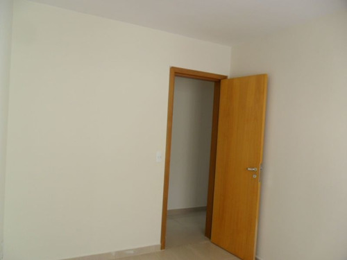 Imagem 12 de 16 de Apartamento 2 Quartos No Castelo - 973