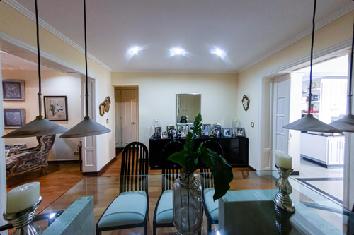 Casa 5 Ambientes Parque Cochera Quincho Parrilla