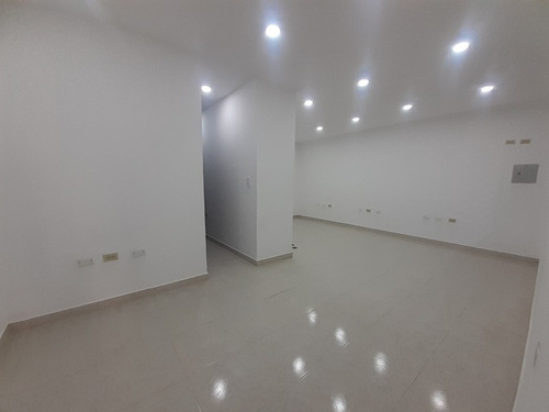 Imagen 14 de 21 de Belklia G /vende Galpon En Santa Rosa Valencia (gabrivs)