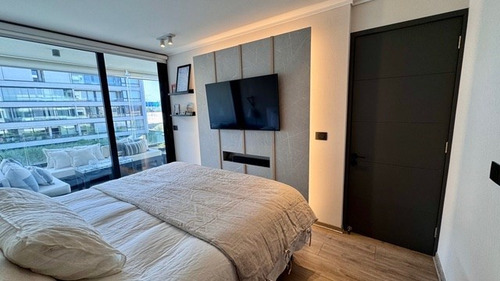 Departamento En Venta De 2 Dorm. En Lo Barnechea