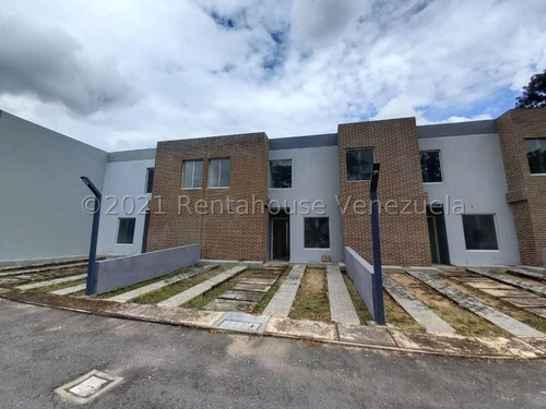Imagen 1 de 13 de Leida Falcon Rentahouse Vende Townhouse En Villas San Diego 22-17610 Lf