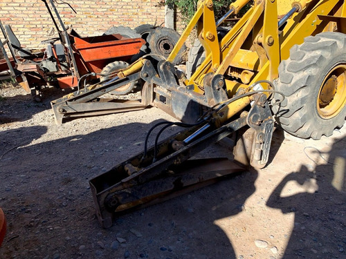 Cargadora Mancini Quebracho 4000, Con Pinzas