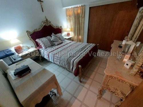 Imagen 9 de 10 de Amplio Y Cómodo Apartamento Ubicado En Manzanares Caracas 22-21552