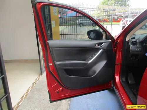 Mazda CX-5 TOURING 4X2 2000CC AT AA