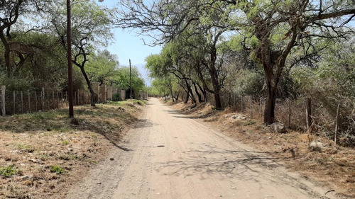 Imagen 1 de 7 de Terreno En Venta En La Aguadita, Impecable!! Traslasierras