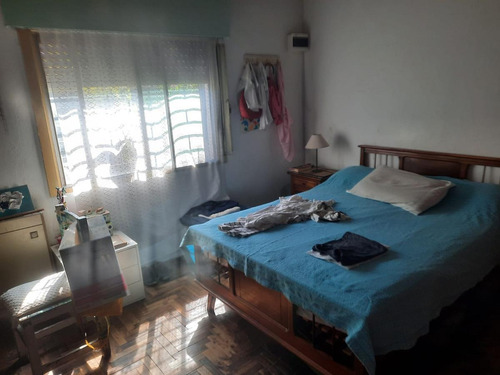 Imagen 5 de 8 de Casa - Mart.-fleming/panam.