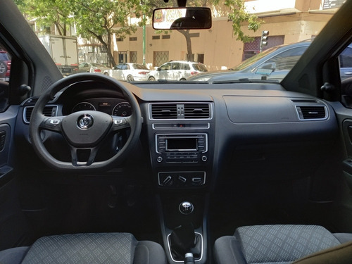 Volkswagen Suran 2017 1.6 Track