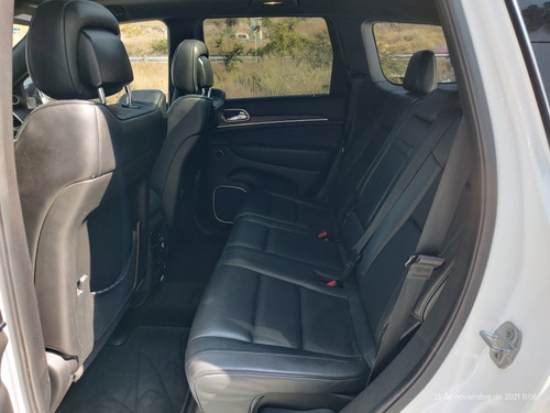Imagen 12 de 15 de Jeep Grand Cherokee 2015 5.7 Summit 4x4 Mt