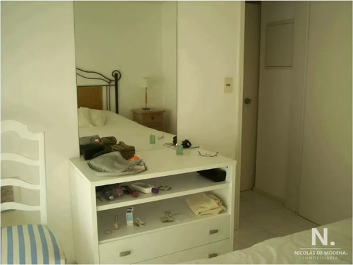 Apartamento De 2 Dormitorios En Edificio Torre Marina , Punta Del Este , Playa Brava