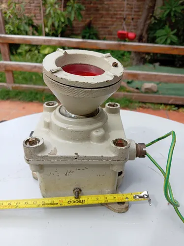 Antiguo Foco De Luz De Emergencia De Barco (Usado)