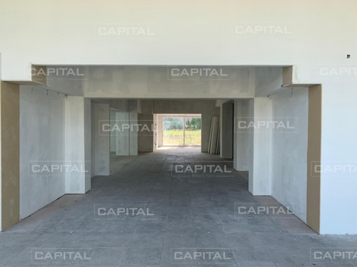 Local En Venta - Punta Del Este- Ref: 29026