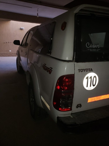 Toyota Hilux 3.0 Cd Srv Cuero 171cv 4x4