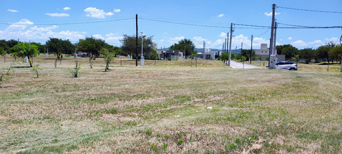 Hermoso Lote Para Construcción, Con Vista A Las Sierras, Barrio Privado, Colinda Con Espacio Verde