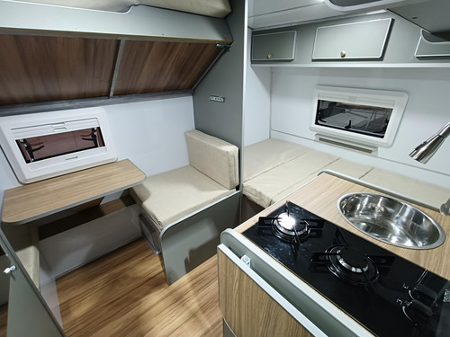 Trailer Home Para 4 Pessoas Modelo 320 C/ Cozinha E Banheiro
