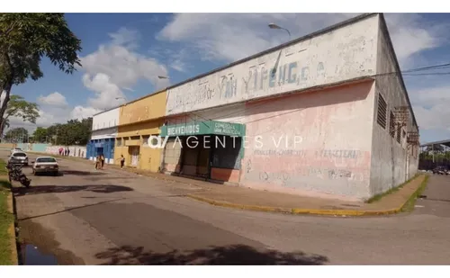 Avenida Raúl Leoni