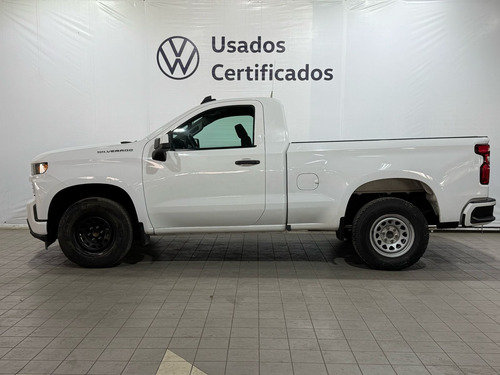 Chevrolet Silverado 4.3 V6 1500 WT Cabina Regular 4x2 At