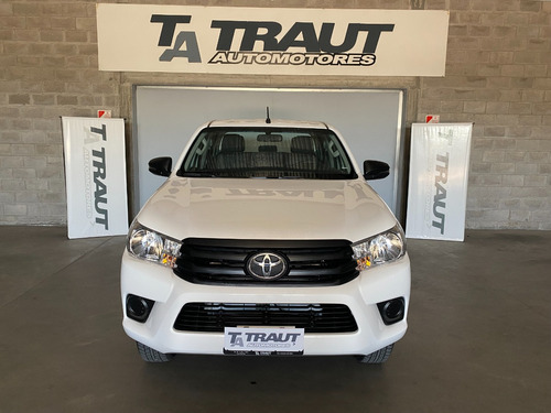 Toyota Hilux 4x4 Cd Dx 2.4 Tdi 6mt Blanca 2024 Traut