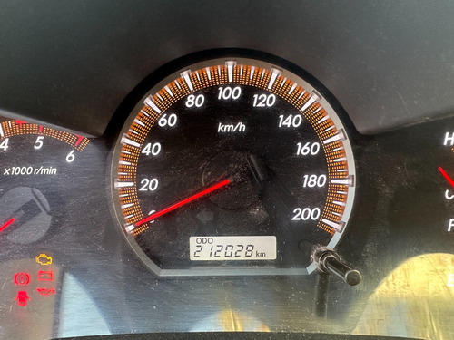 Toyota Hilux 3.0 Cd Srv Cuero 171cv 4x2